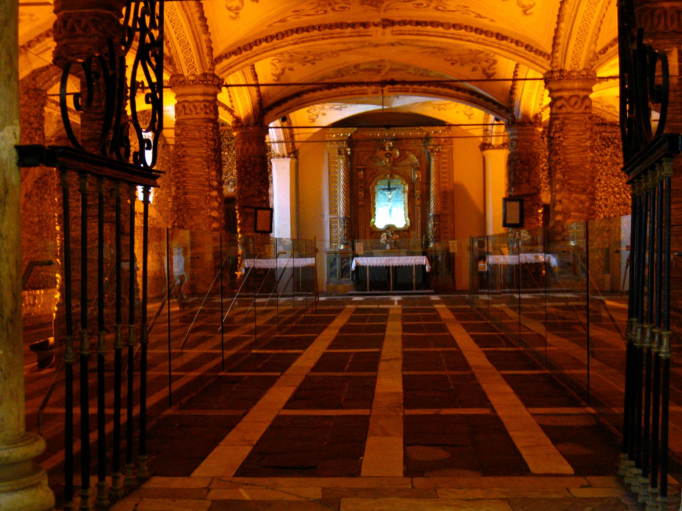 Évora, Capela dos Ossos, capilla de los huesos, turismo, turismo espiritual, Alentejo