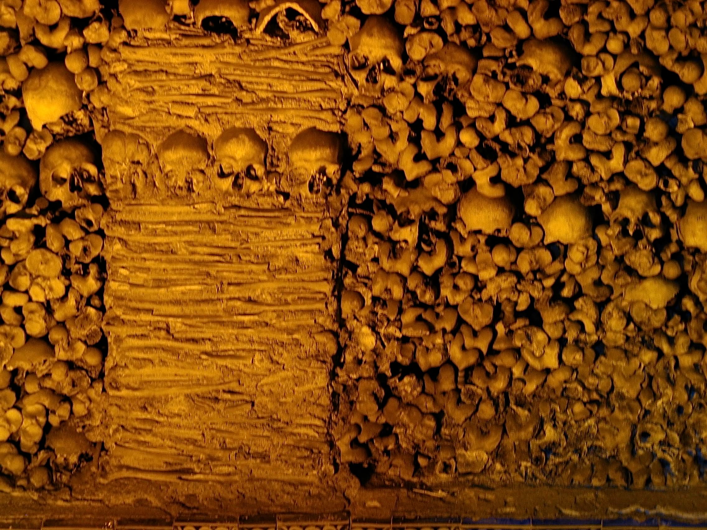 Évora, Capela dos Ossos, capilla de los huesos, turismo, turismo espiritual, Alentejo